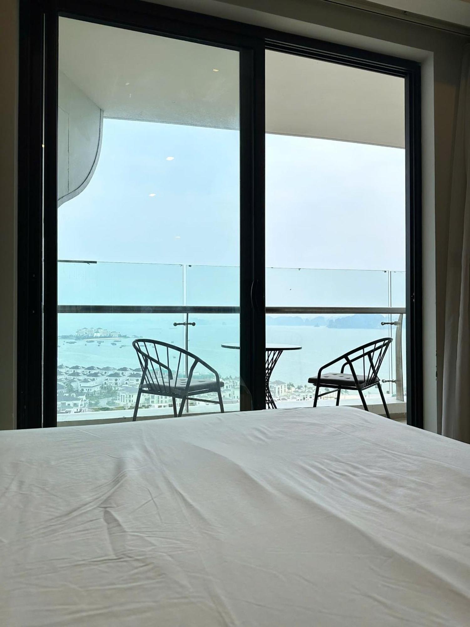 Comzy Ha Long Homestay Exterior photo